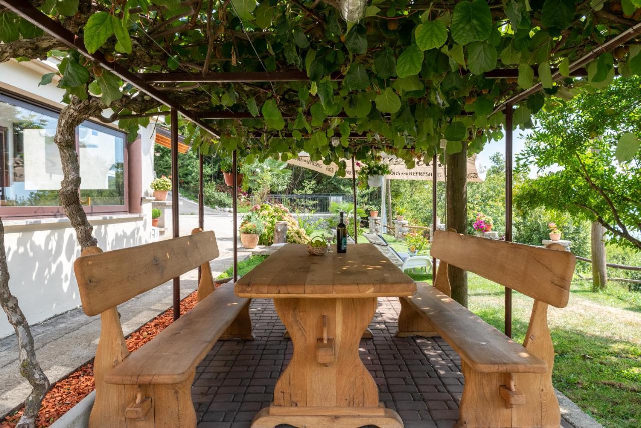 Sea View Apartment With Garden Near Opatija Veprinac Екстер'єр фото