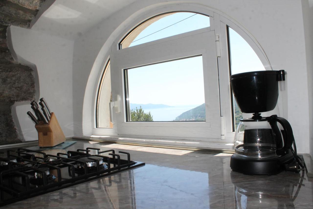 Sea View Apartment With Garden Near Opatija Veprinac Екстер'єр фото